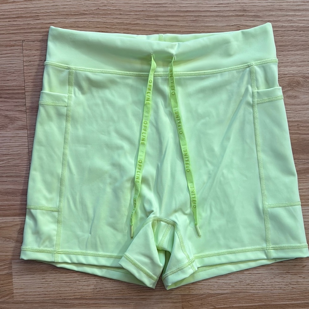 Aerie Offline HR Biker Shorts - size L